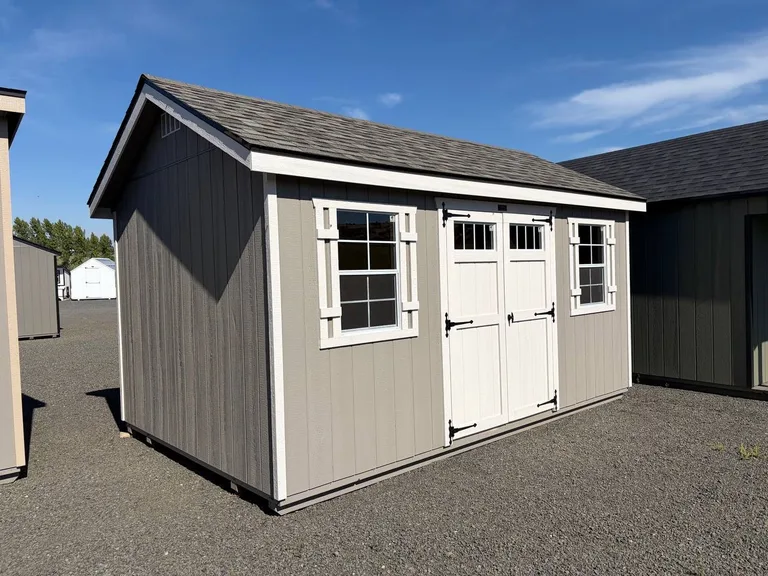 10x16 Carriage — exterior