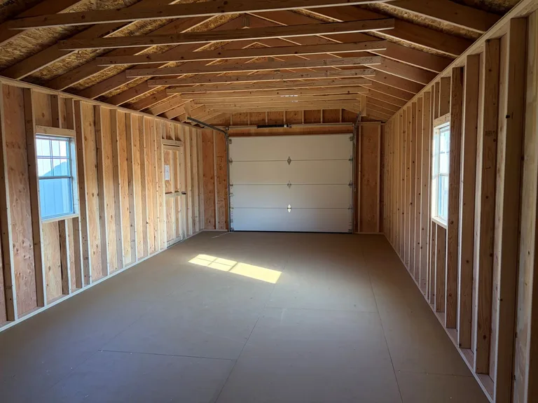14x32 Garage — interior